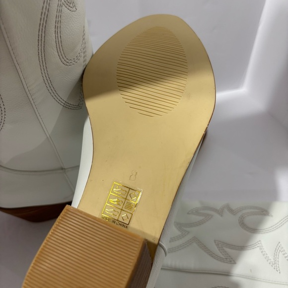 Western cowboy boots for women embroidered knee-high boot with a chunky heel - Picture 7 of 7